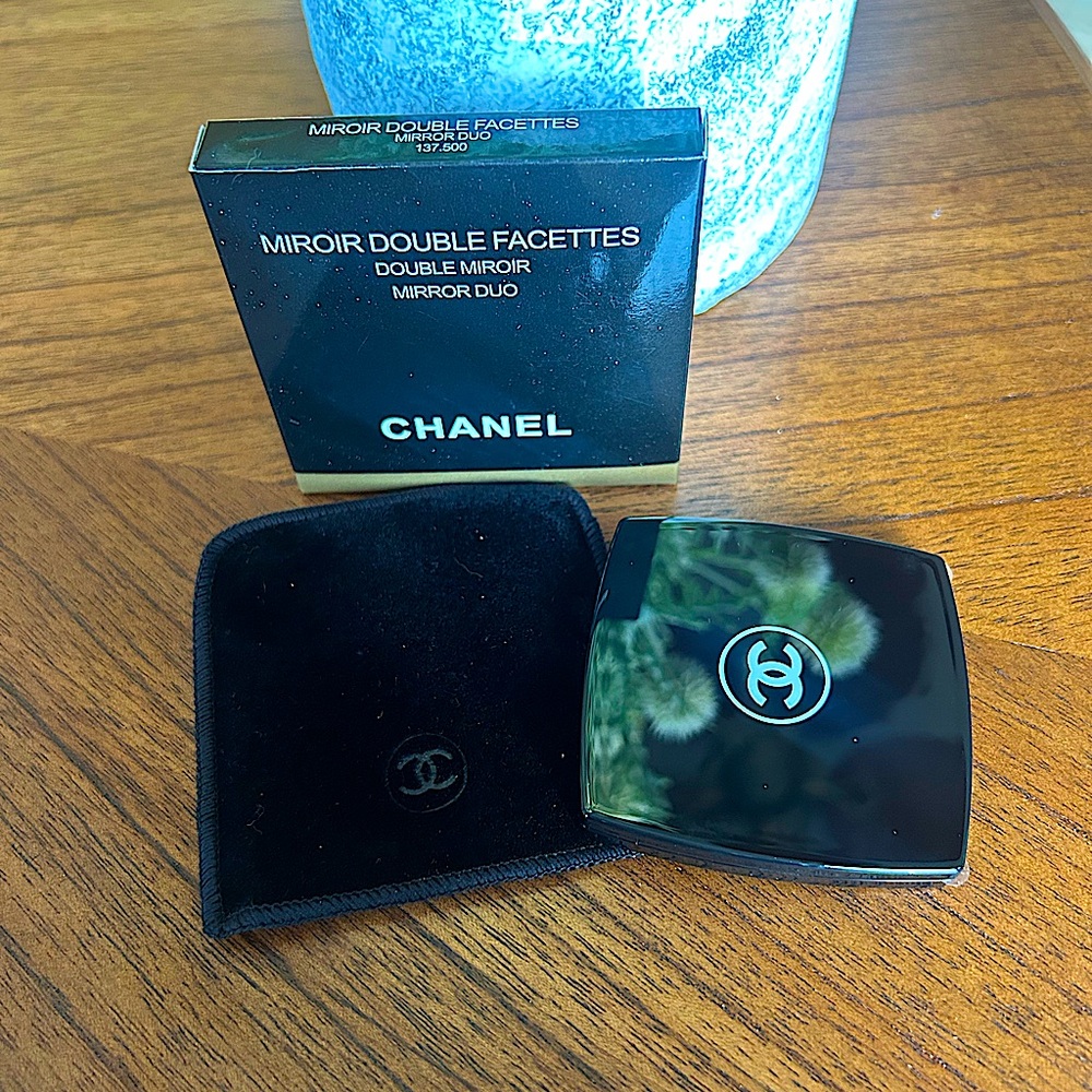 Chanel Black Double Mirror Duo